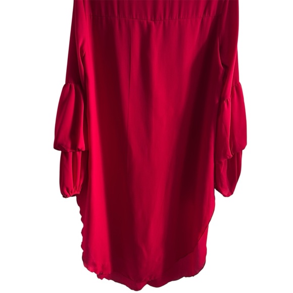 Pretty Garden Red High-Low Women's Blouse. Size medium - Picture 3 of 7